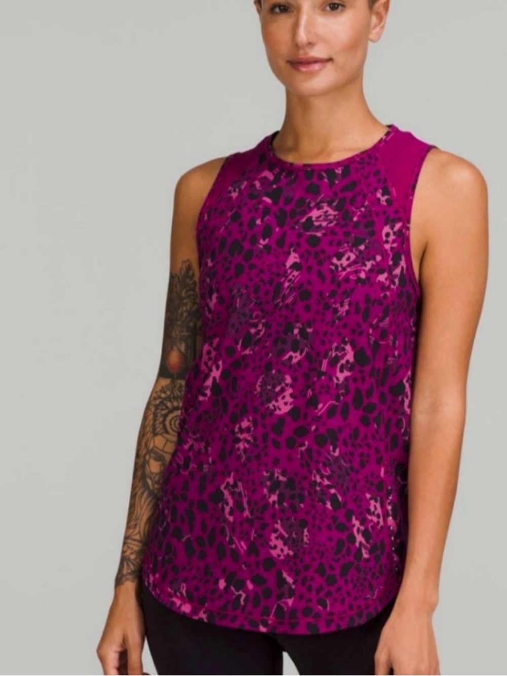 Lululemon sculpt tank cheetah purple small/medium 1770